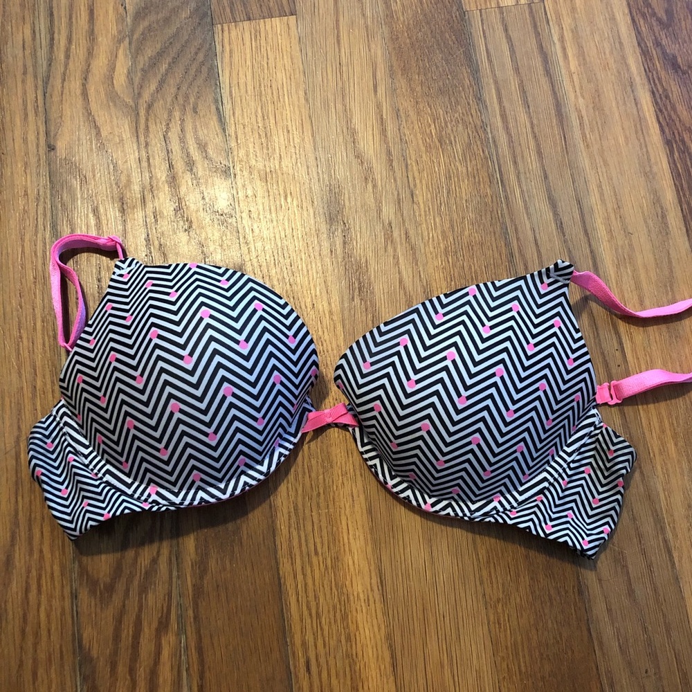 Victoria’s Secret Bra 34C
